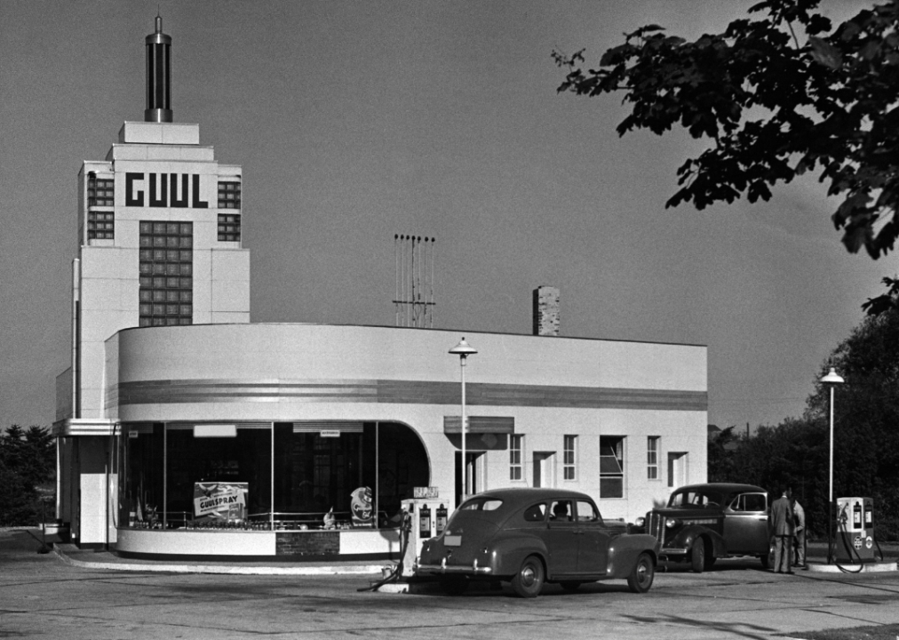 1953